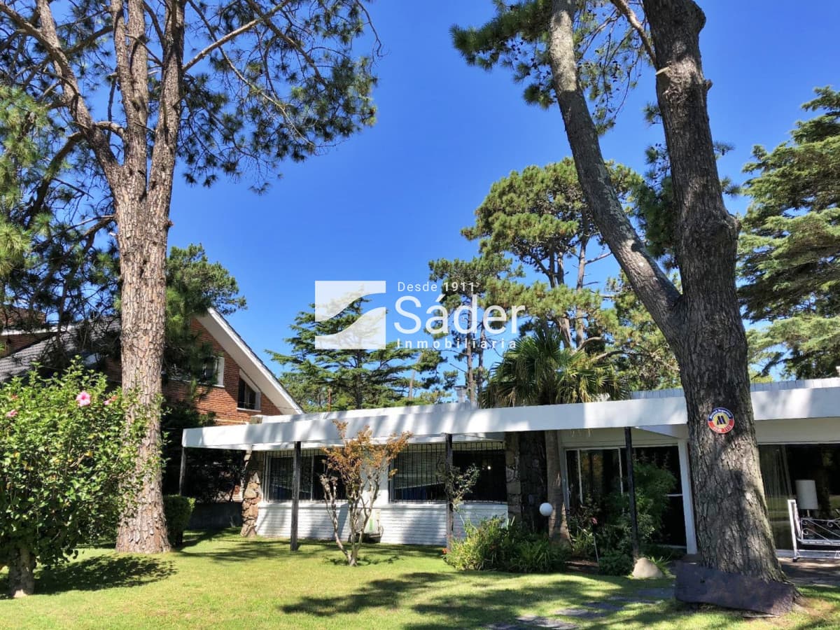 Casa en P.16 Playa Mansa  -