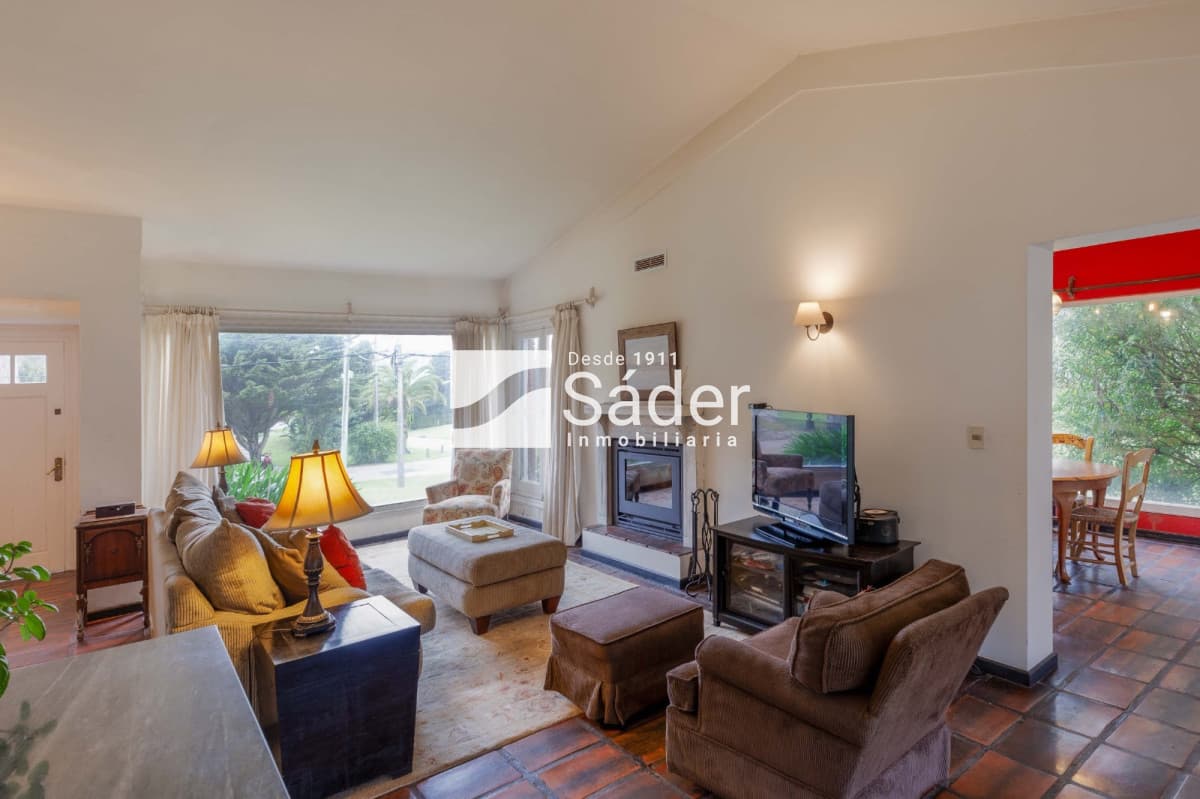 Casa en San Rafael, 5 dormitorios  -