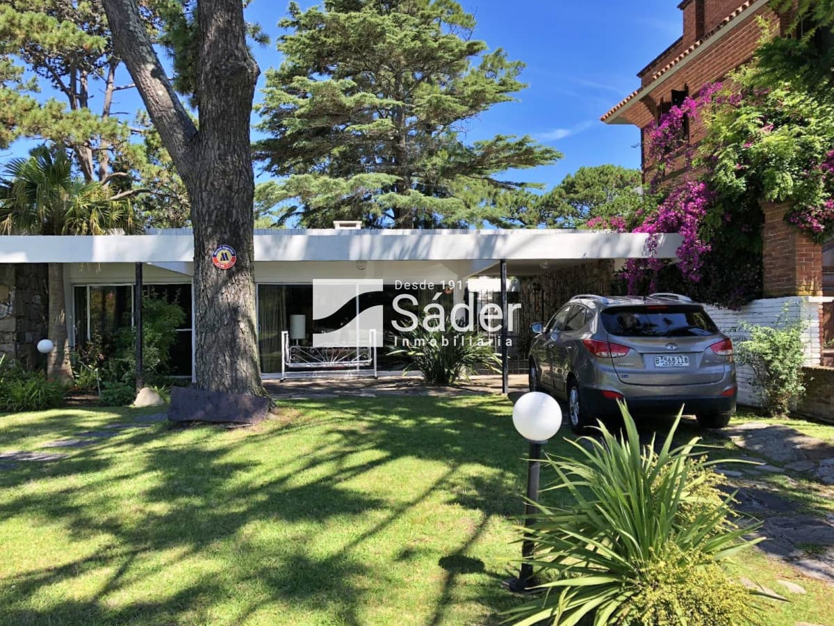 Casa en P.16 Playa Mansa  -