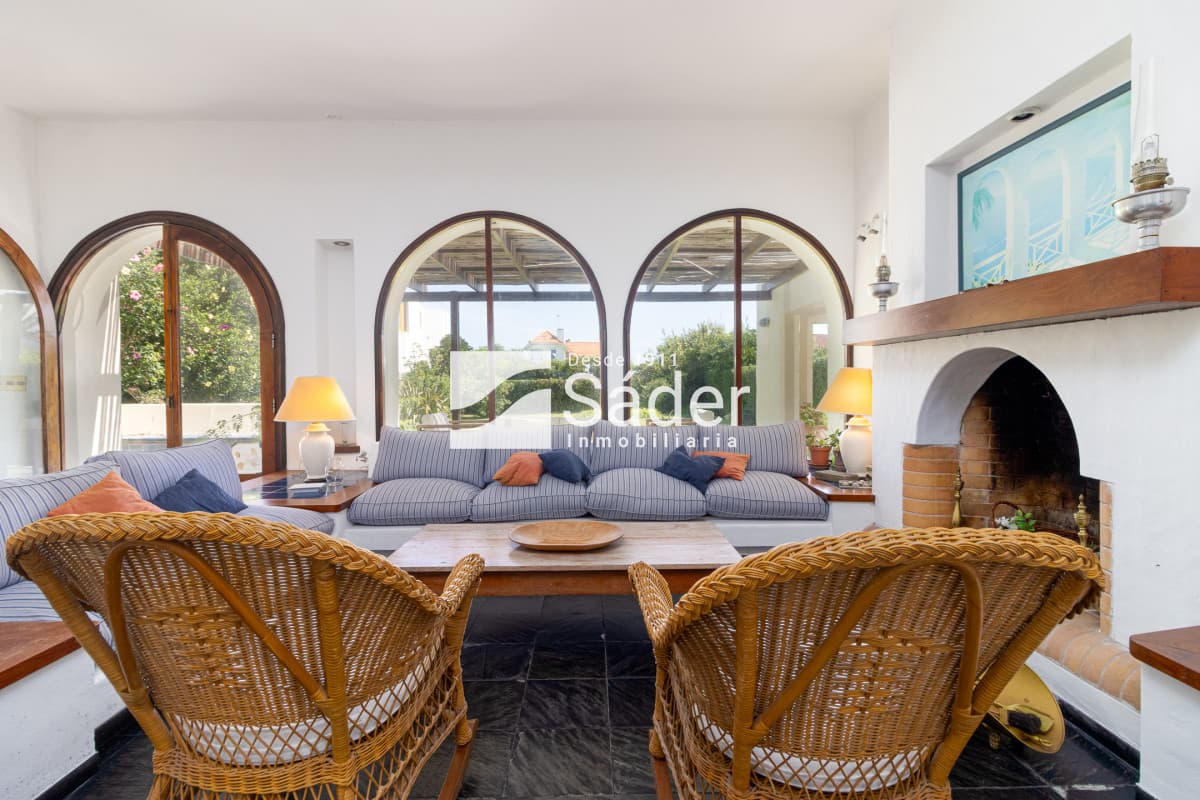 Casa en venta Península 4 dormitorios