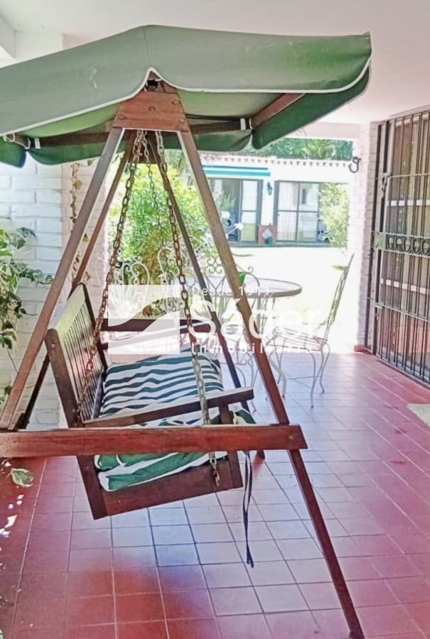 Casa en pinares. 3 dormitorios y barbacoa  -
