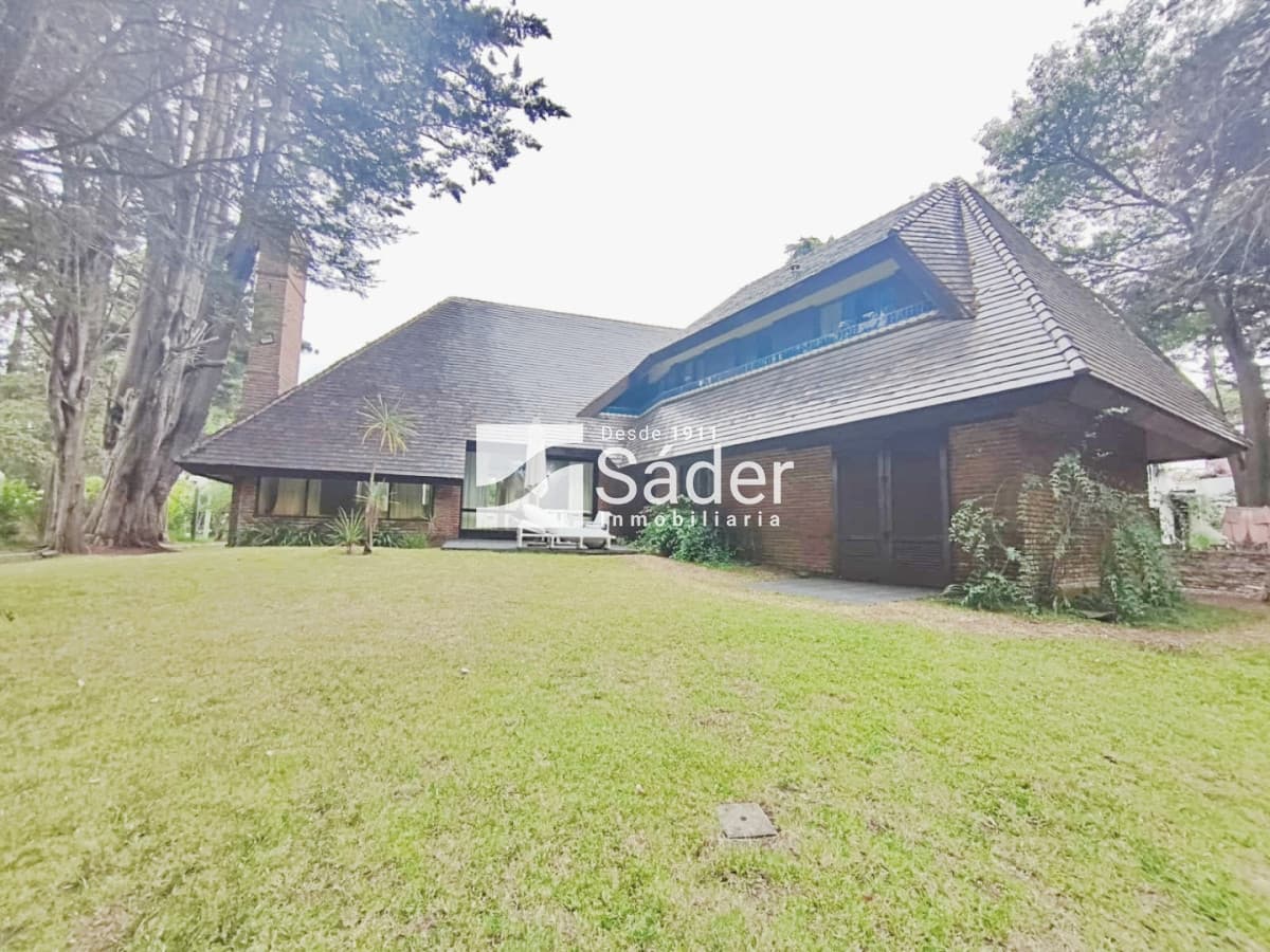 Chalet en Lugano, Punta del Este