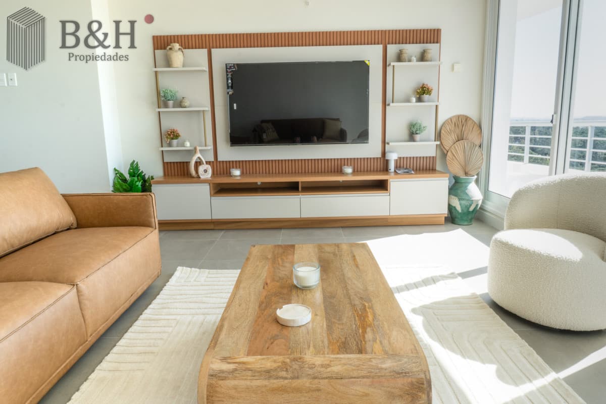 Venta Apartamento. 3 Dormitorios con 3 baños.