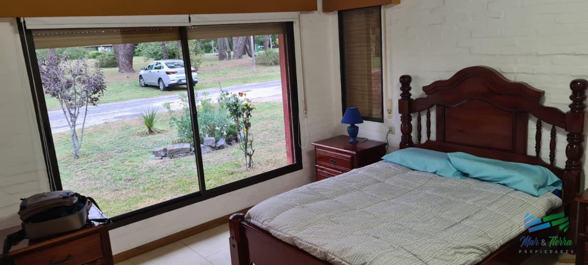 En venta Casa de 4 dormitorios en Playa Mansa, Punta del Este