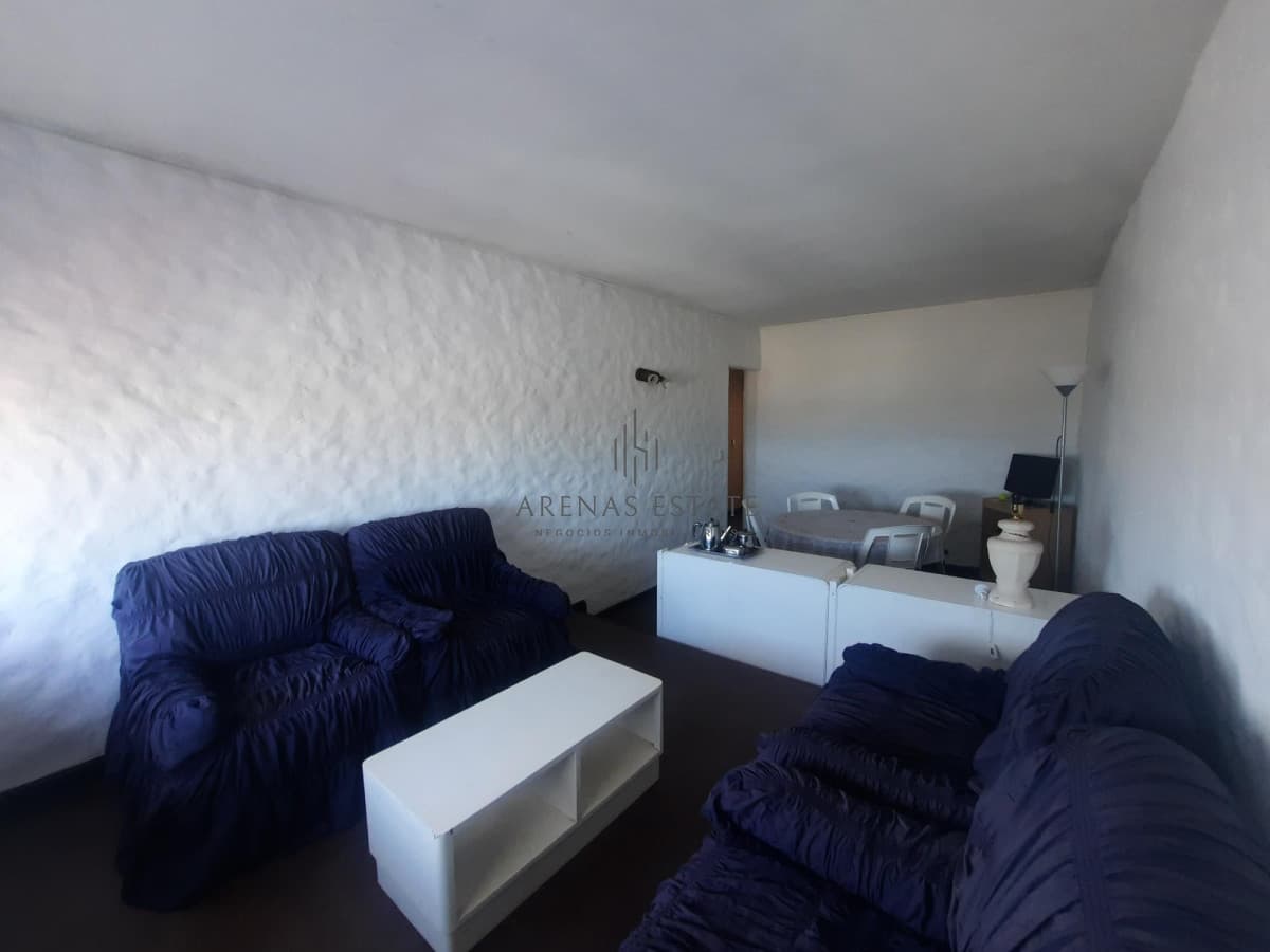 Apartamento ID.3753 - Apartamento - Punta del Este. 1 dormitorio y medio. Vista al mar