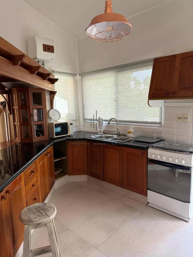 Casa ID.3994 - Casa de 3 dormitorios en pinares