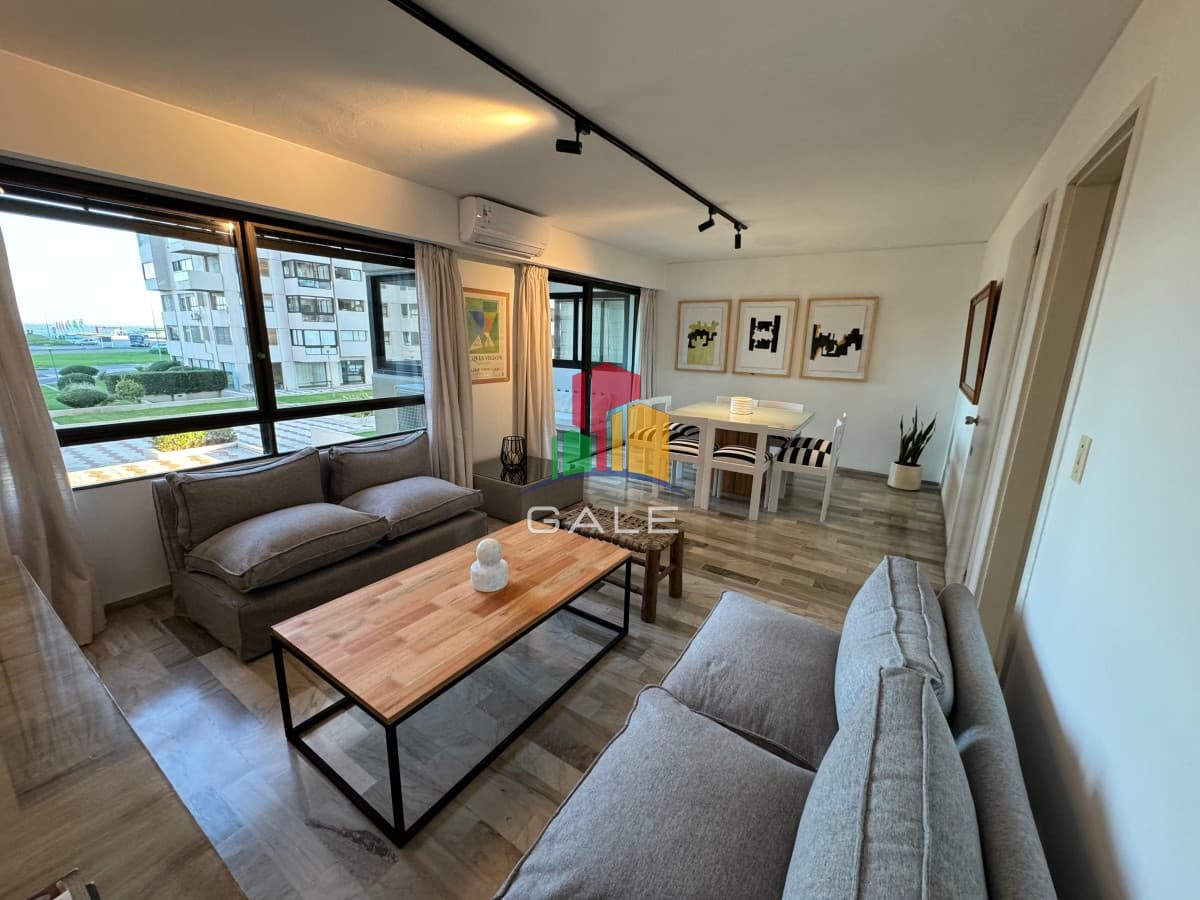 Gale Propiedades & Escribanía Apartamento ID.4427 - Apartamento de 3 dormitorios en venta y alquiler