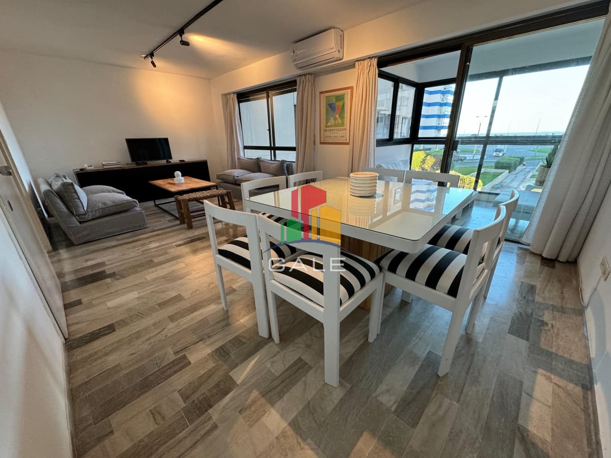 Gale Propiedades & Escribanía Apartamento ID.4427 - Apartamento de 3 dormitorios en venta y alquiler