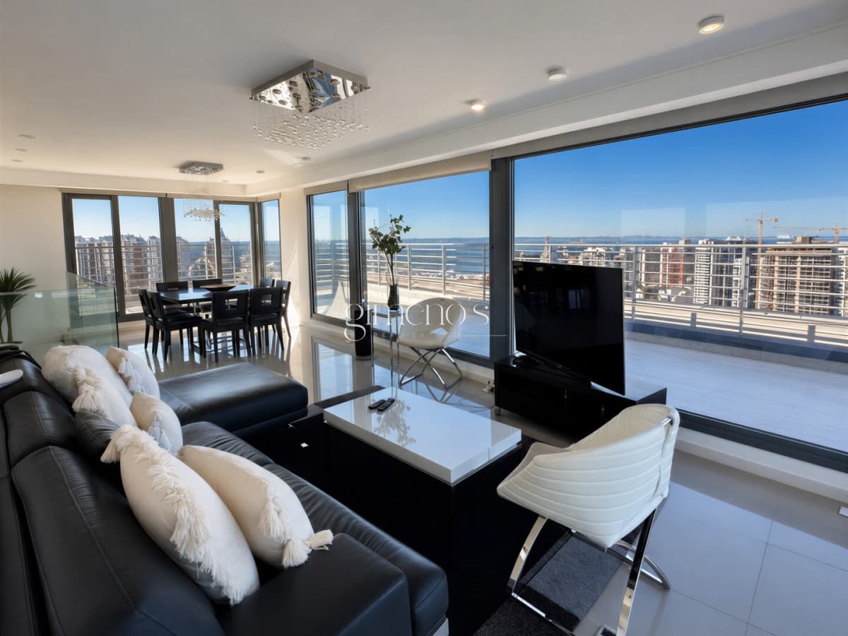Penthouse duplex de 3 dormitorios en venta y alquiler, Punta del Este!