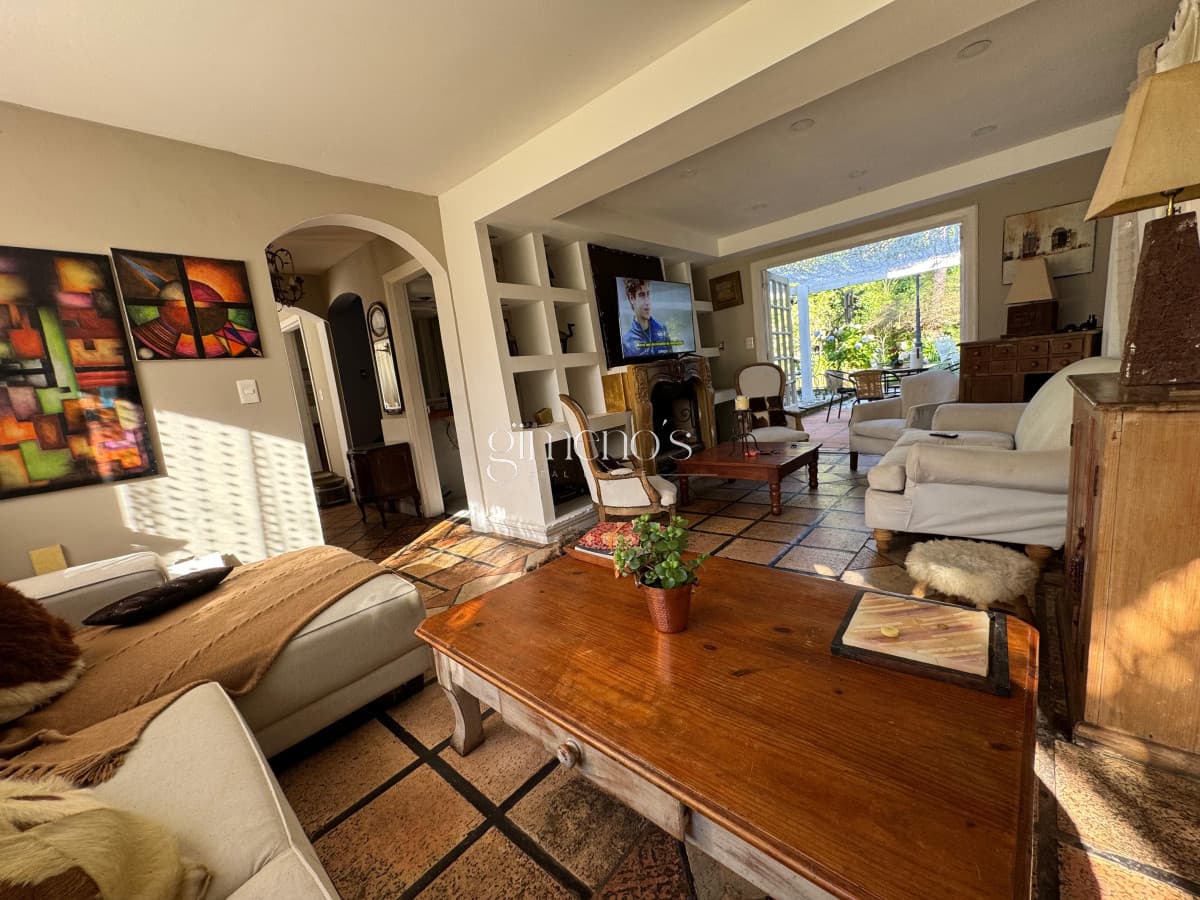 Casa 4 Dormitorios en Venta - Pinares - Punta del Este
