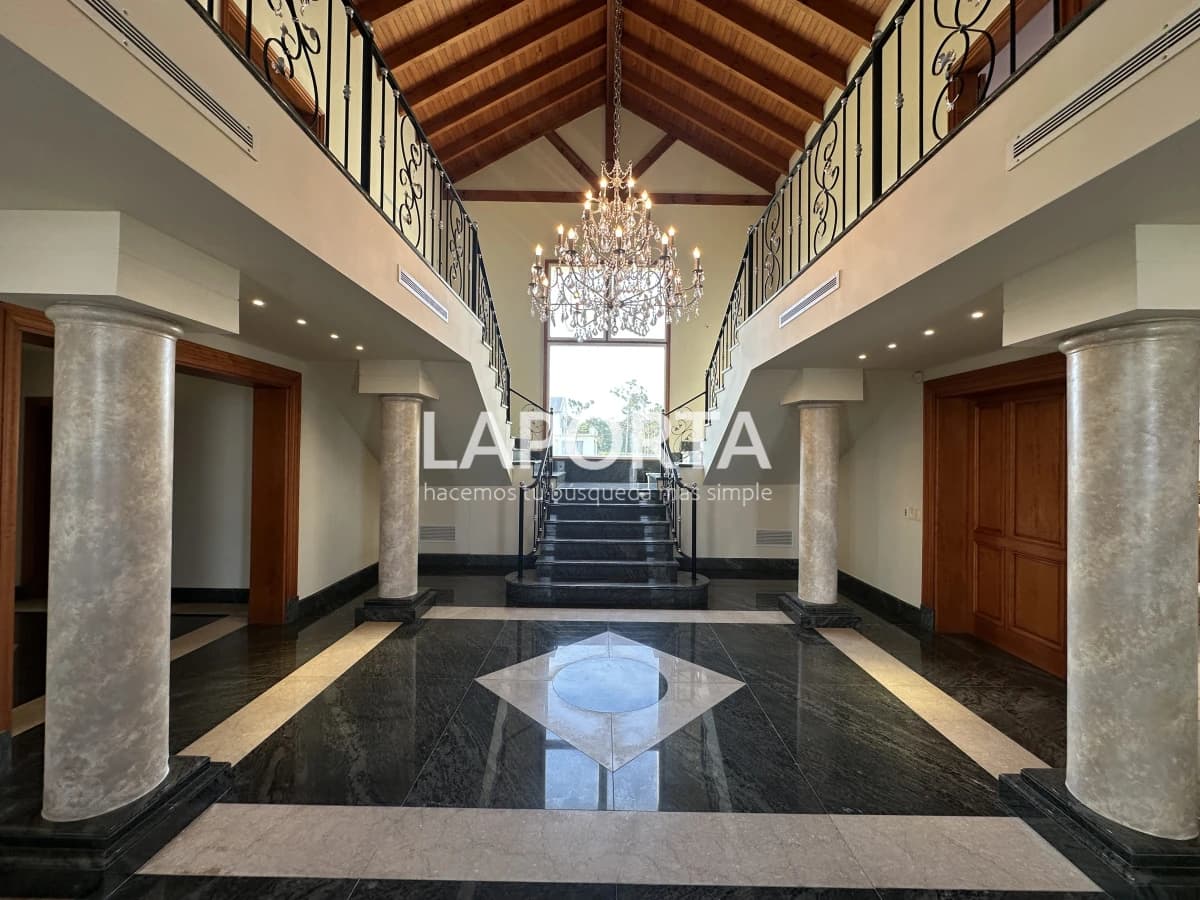 Mansion en playa mansa | Inmobiliaria La Porta
