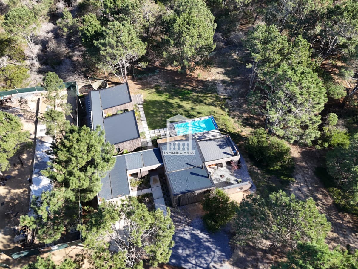 Exclusiva Casa en Laguna Escondida!