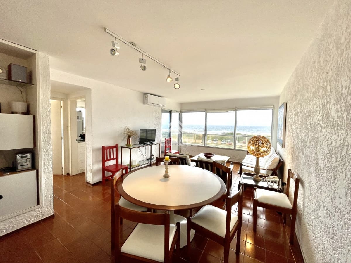 Apartamento ID.5152 - En venta Playa Brava vista al mar