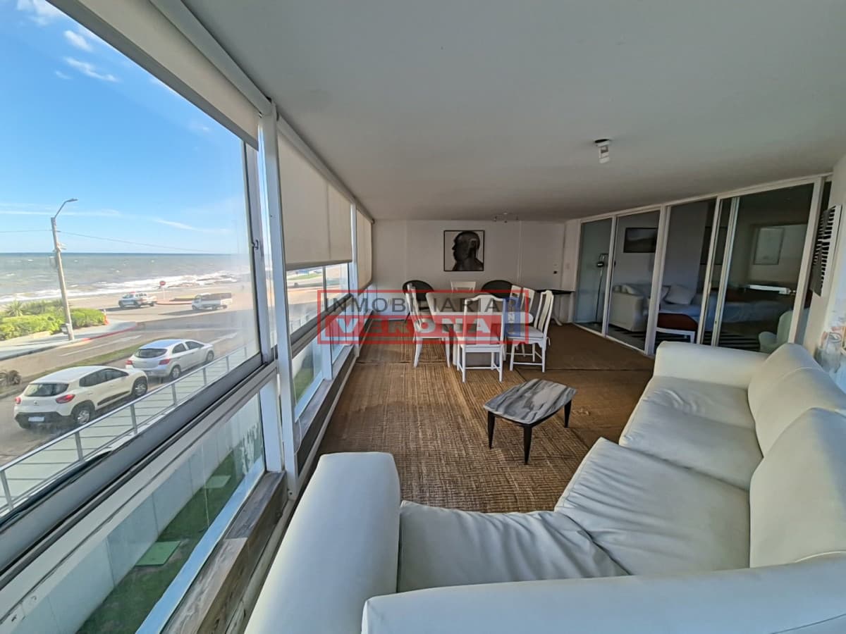 Venta y Alquiler Temporal Apartamento 3 Dormitorios Península Punta del Este - Inmobiliaria Verona Punta