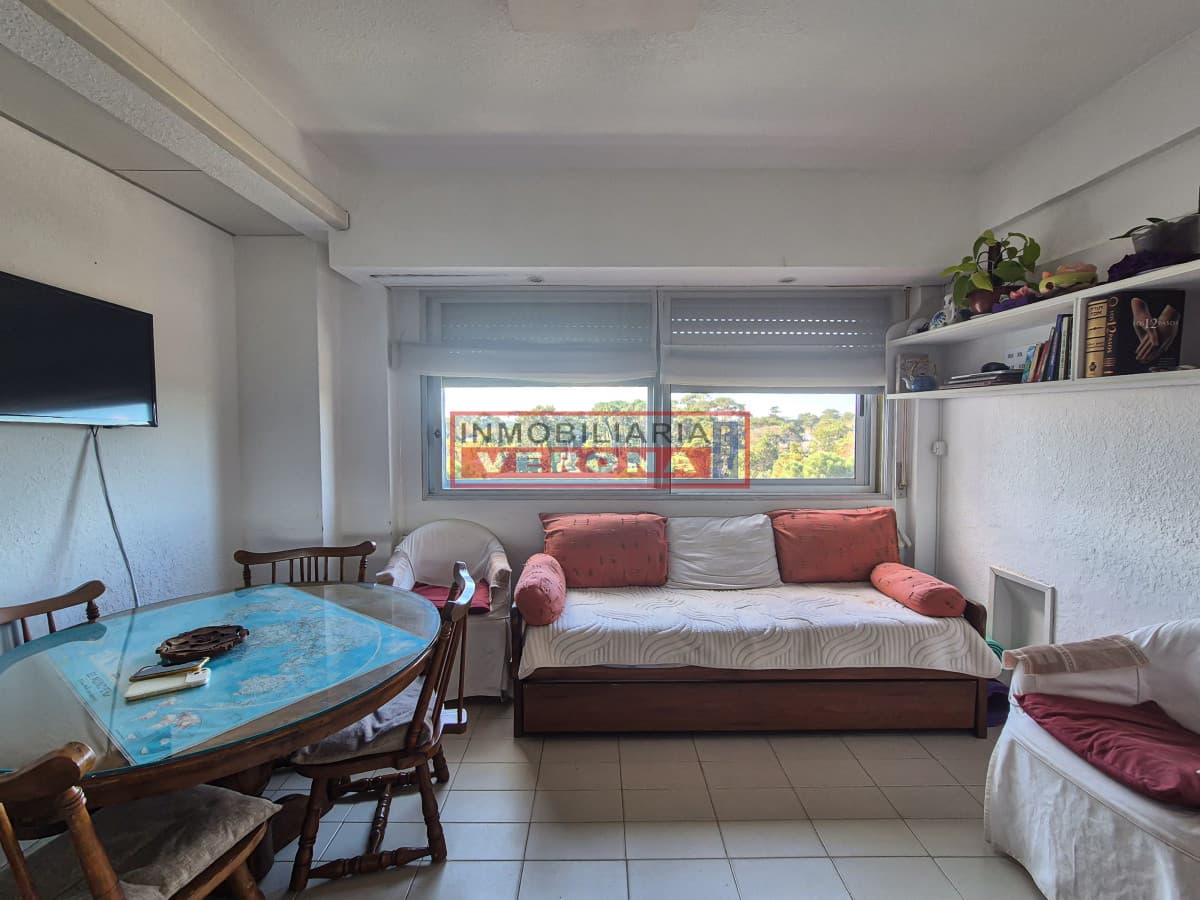 Venta Apartamento 1 Dormitorio con Piscina Roosevelt Punta del Este - Inmobiliaria Verona Punta