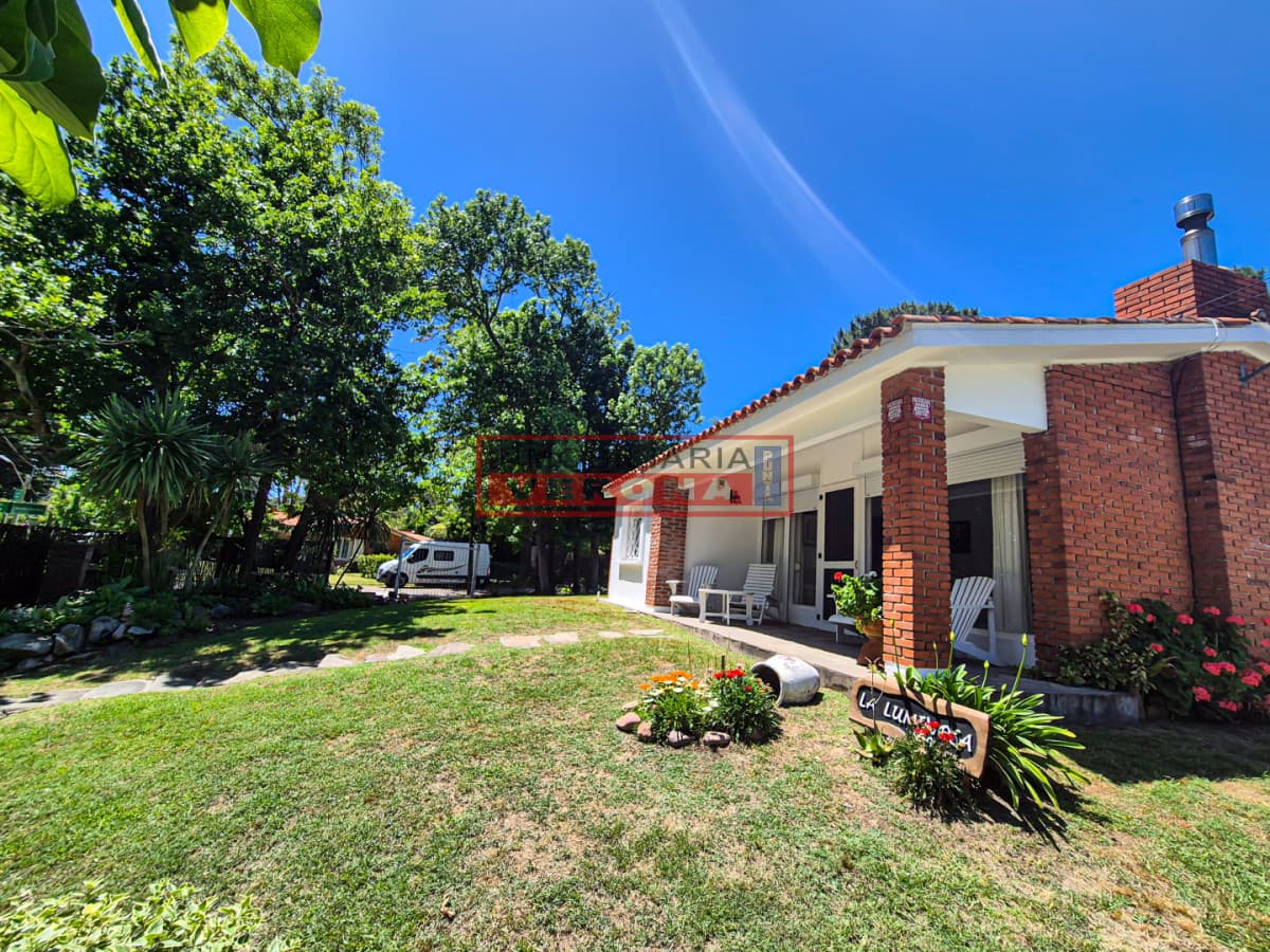 Alquiler Temporal Casa 3 Dormitorios Lugano Punta del Este - Inmobiliaria Verona Punta