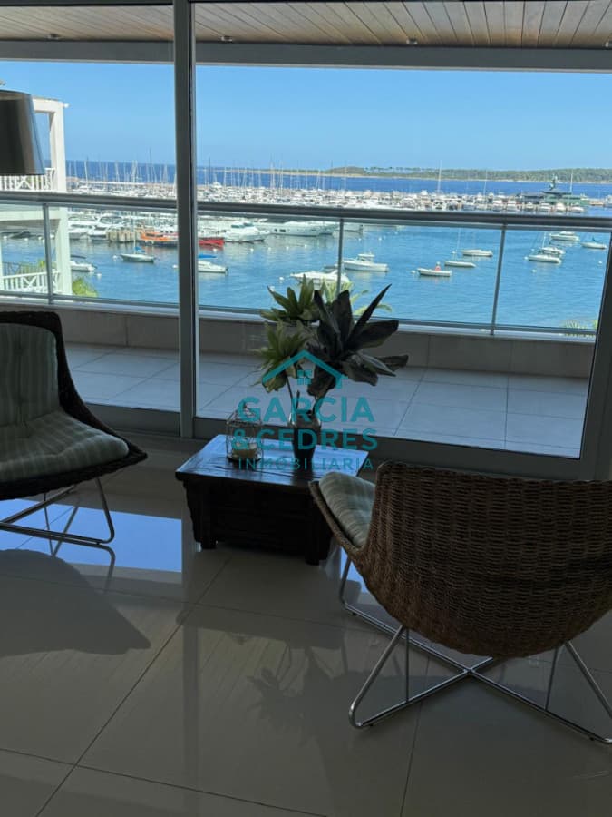 Alquiler Edificio Puerto Punta -Exclusivo Apartamento  -