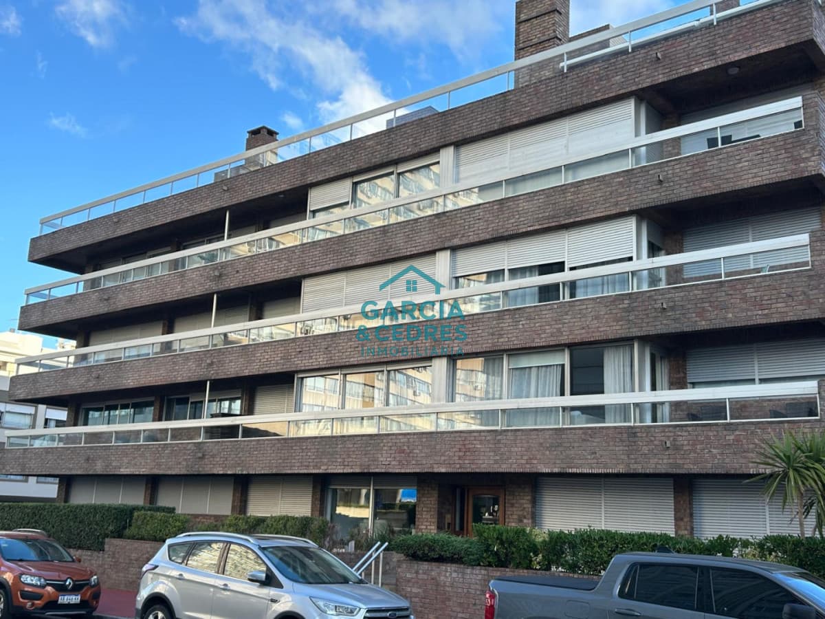 Edificio Porto Santo - Punta del Este Apartamento de 3 Dormitorios y 3 baños