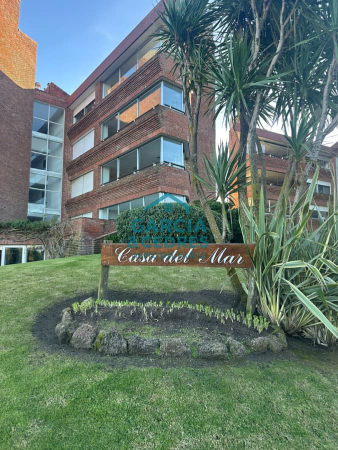 Gran departamento 4 dorm + 3 baños en Casa de Mar, parada 29 de la Brava
