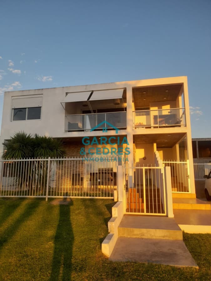 EL PARAISO A 5 MINUTOS DE LA PLAYA MANSA PARADA 39  -
