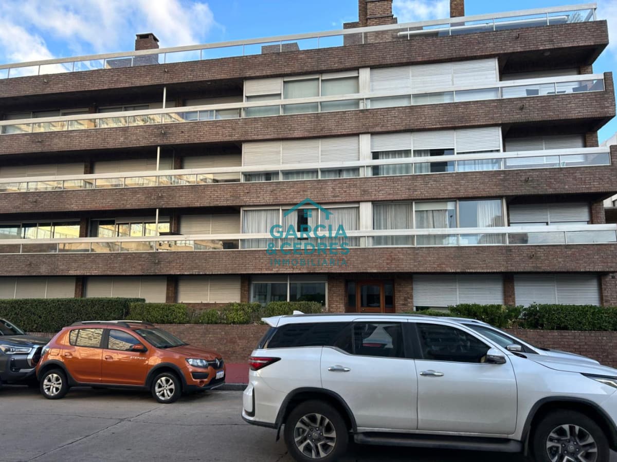 Edificio Porto Santo - Punta del Este Apartamento de 3 Dormitorios y 3 baños
