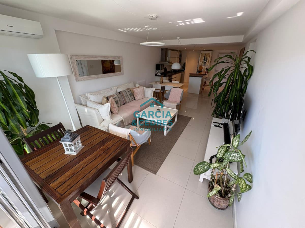 Apartamento en Torre Esmeralda de 3 dormitorios, Playa Brava