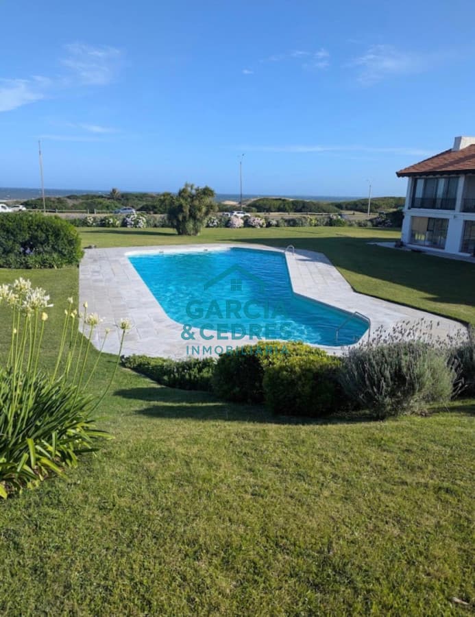 Alquilo Apto en Draga Inn   vista panorámica al mar