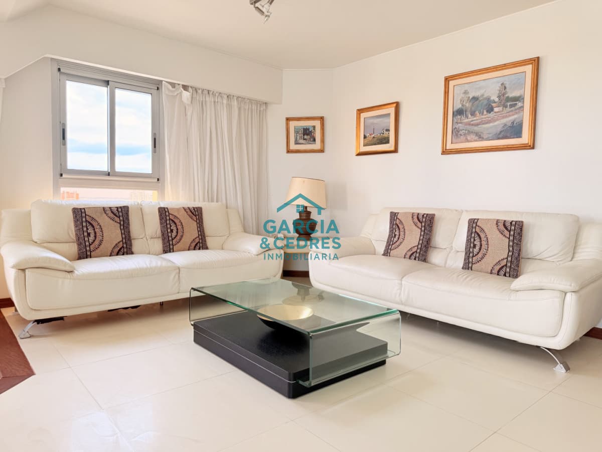 Apartamento de 3 dormitorios en Edificio Fontainebleau - Punta del Este