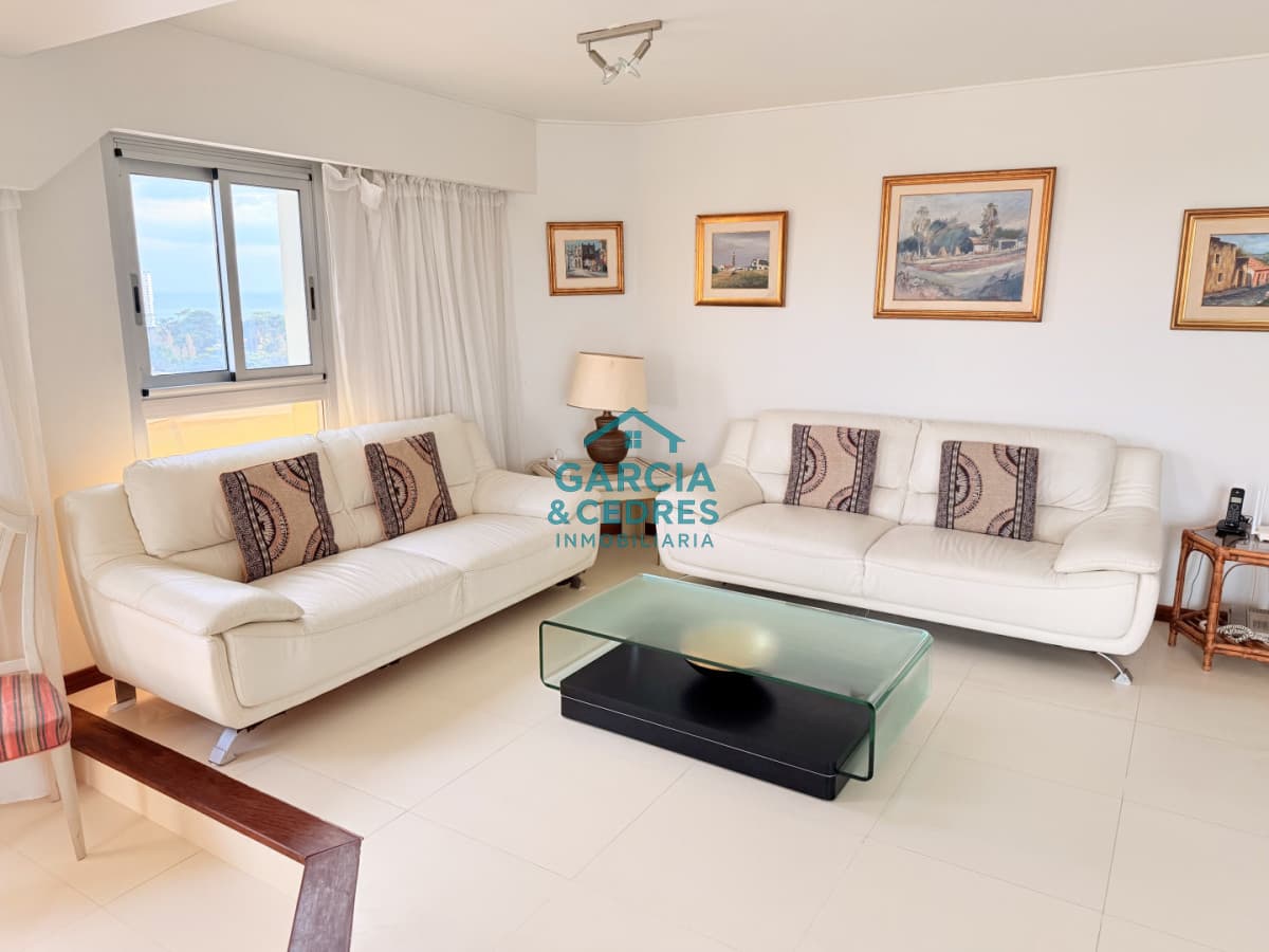 Apartamento de 3 dormitorios en Edificio Fontainebleau - Punta del Este