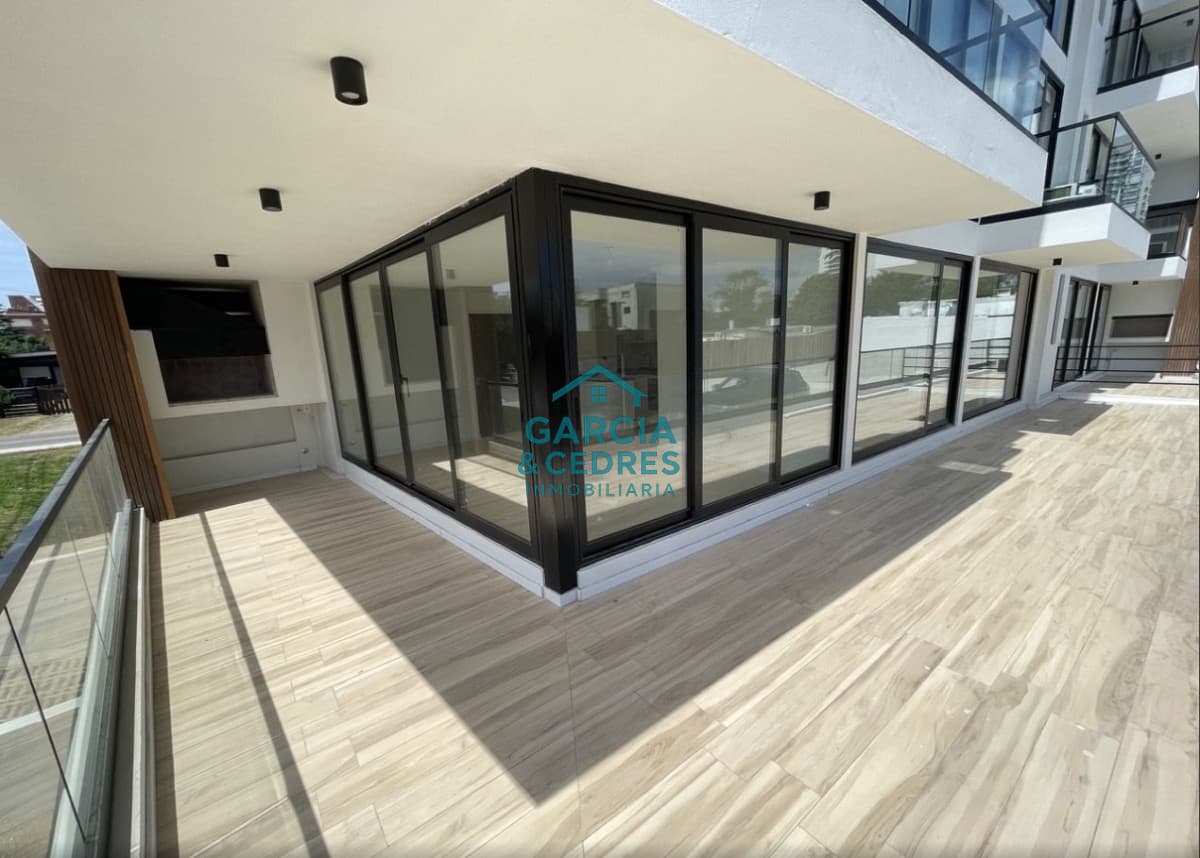 Apartamento 2 Dormitorios en Aidy Grill, Punta del Este
