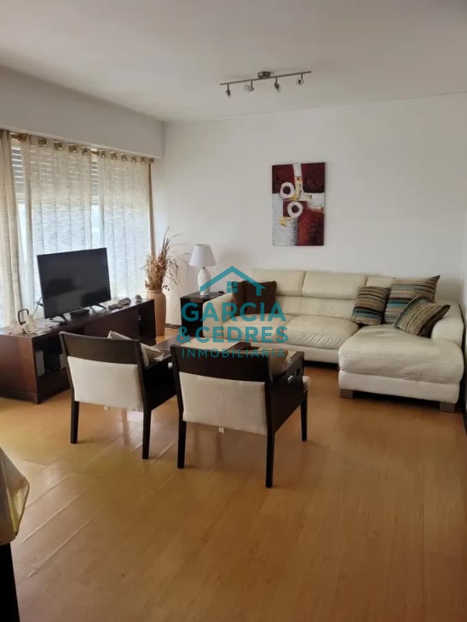 hermoso apartamento en venta de 2 dormitorios en primera linea de playa mansa