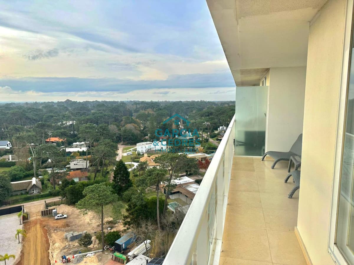 HERMOSO APARTAMENTO EN VENTA DE UN DOMITORIO y MEDIO EN TORRE YOO