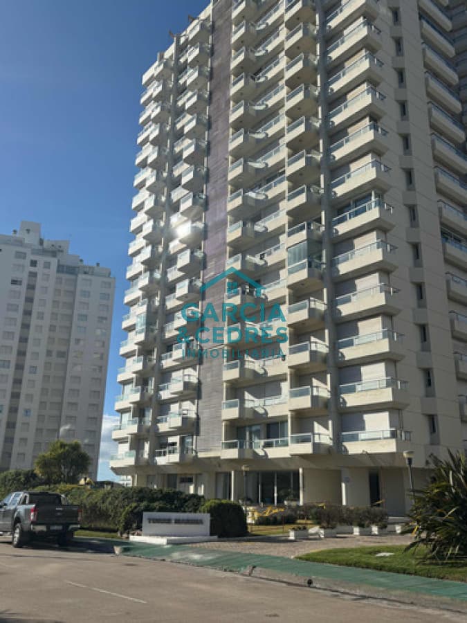 Alquiler de temporada en Torre Marina I   -