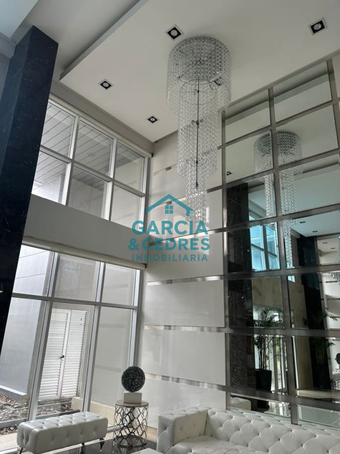 Miami Boulevard, Punta del Este.  Apartamento de 2 dormitorios y 2 baños
