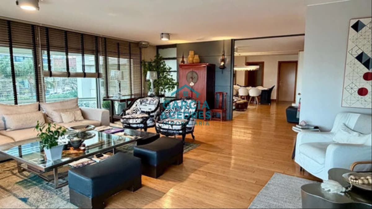 Apartamento de lujo en Torre Caelus - Puerto del Buceo, Montevideo