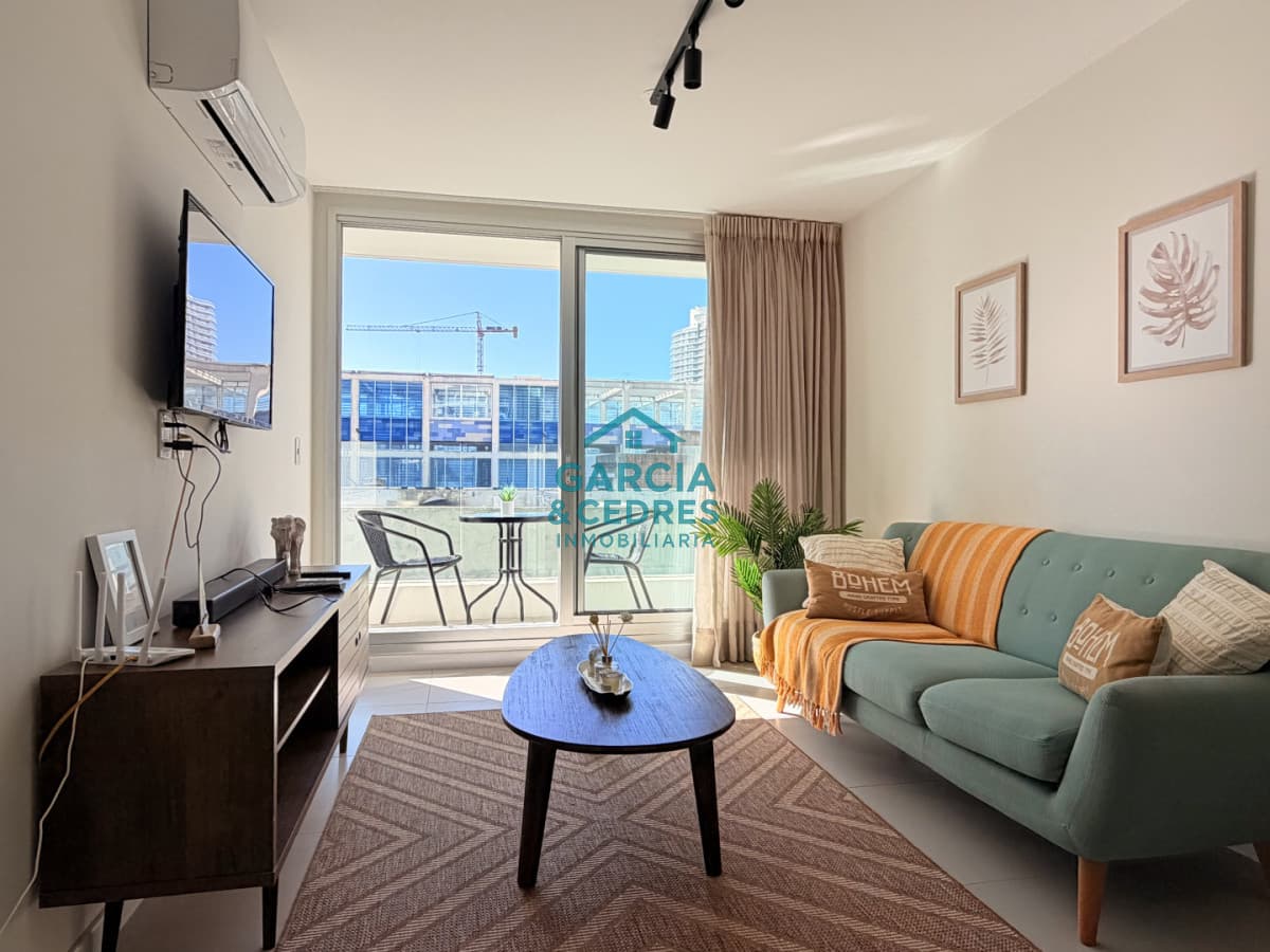 Apartamento de 1 dormitorio en Playa Mansa - Parada 4