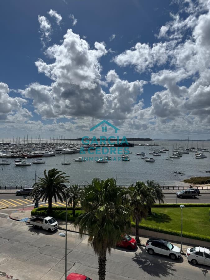 Alquiler Edificio Puerto Punta -Exclusivo Apartamento  -