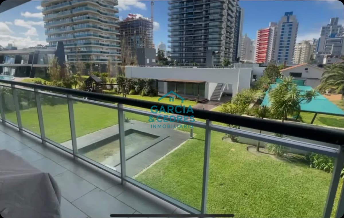 Se vende apartamento PUNTA DEL ESTE