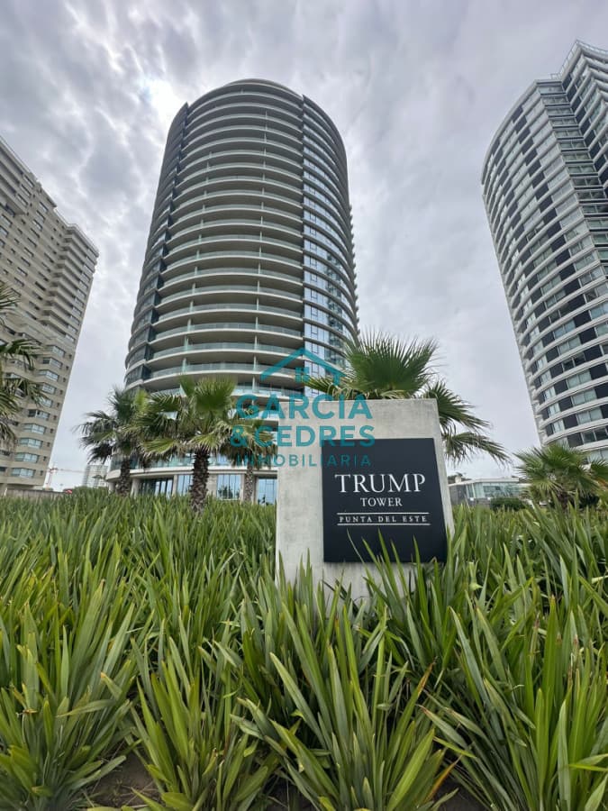 APARTAMENTO EN TORRE TRUMP DE 1 DORMITORIO Y 2 BAÑOS