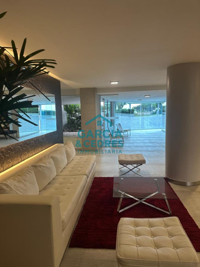 Torre Beverly Tower apto de 3 dormitorios en suite + dep servicio c/baño