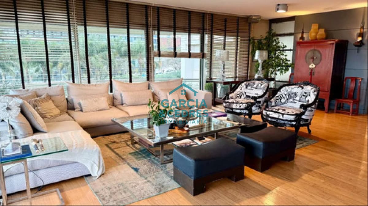 Apartamento de lujo en Torre Caelus - Puerto del Buceo, Montevideo