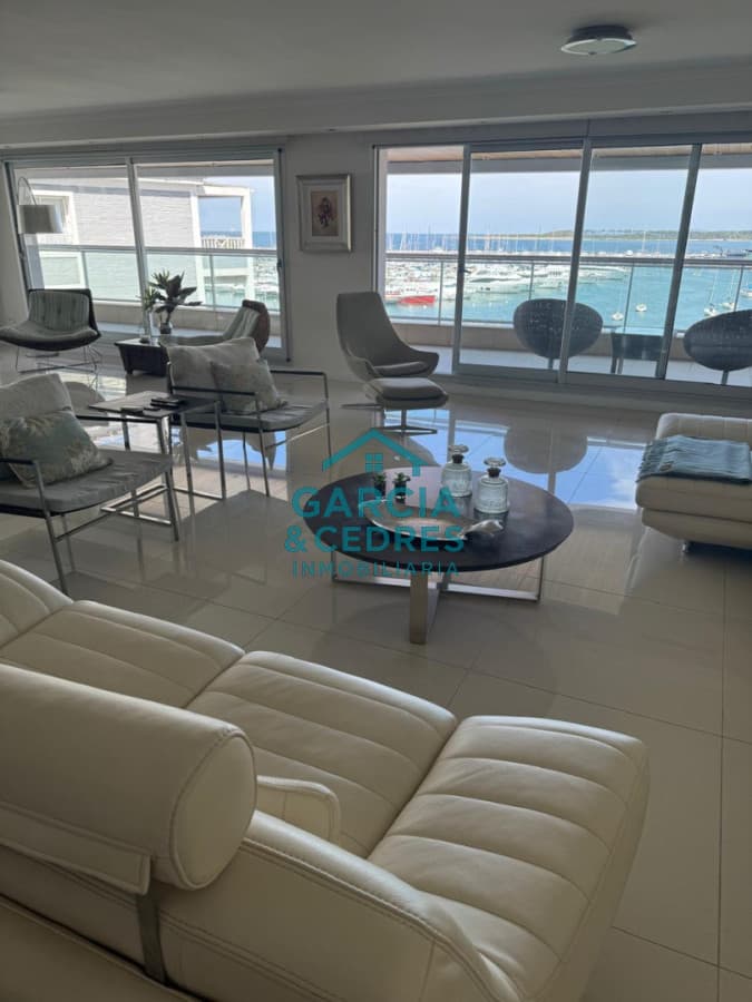 Alquiler Edificio Puerto Punta -Exclusivo Apartamento  -
