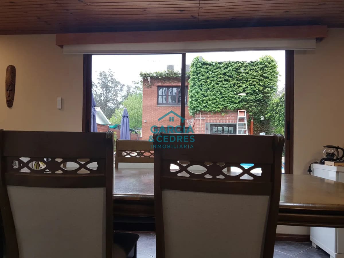 Alquiler de Temporada - Casa con Piscina Climatizada en Punta del Este