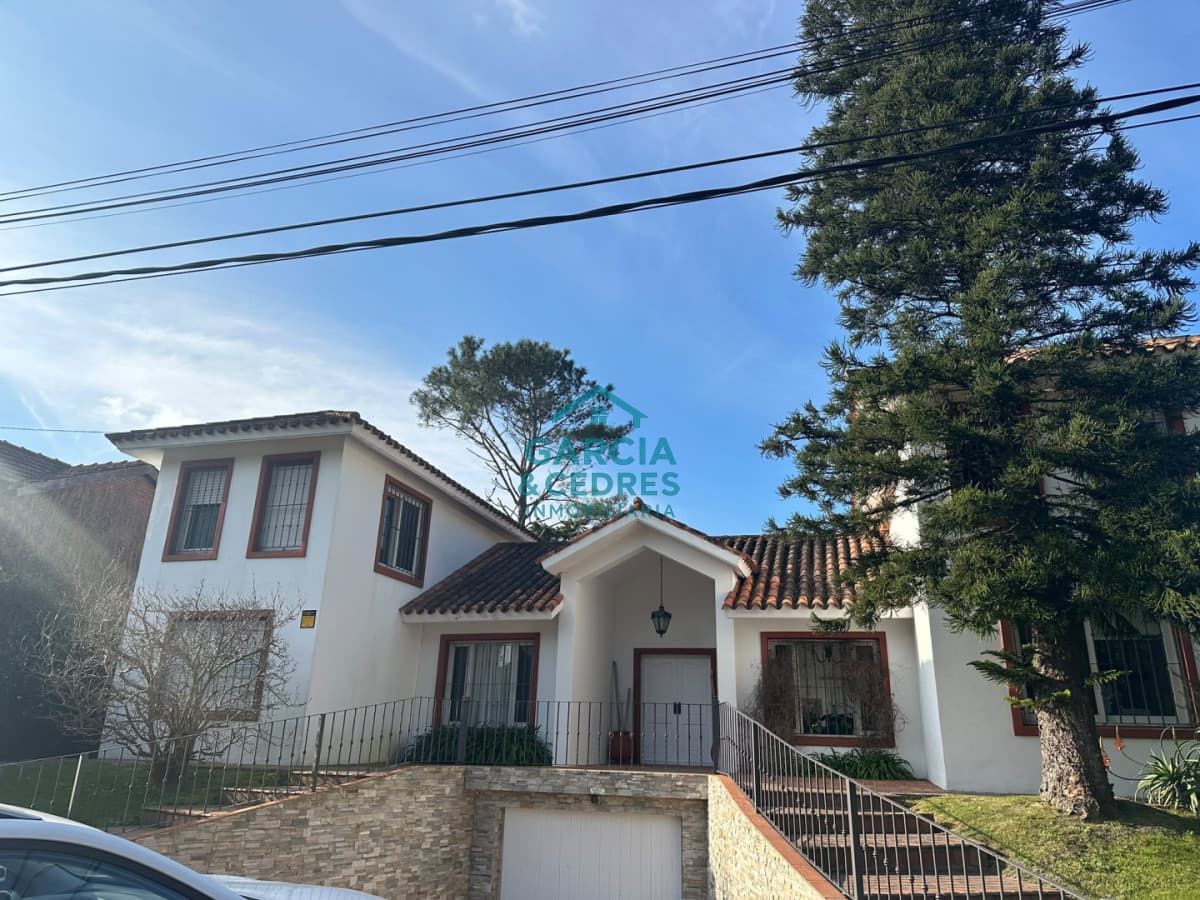 Gran casa de 5 dormitorios en San Rafael, Punta del Este