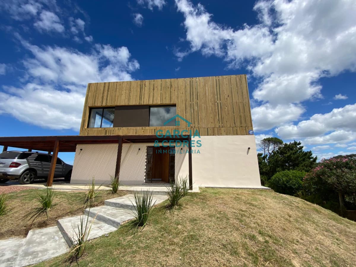 Venta De Casa Minimalista en Chihuahua Frente al mar