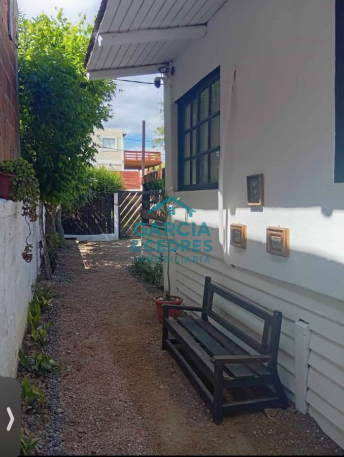 Se vende casa estilo cabaña en Balneario Buenos Aires