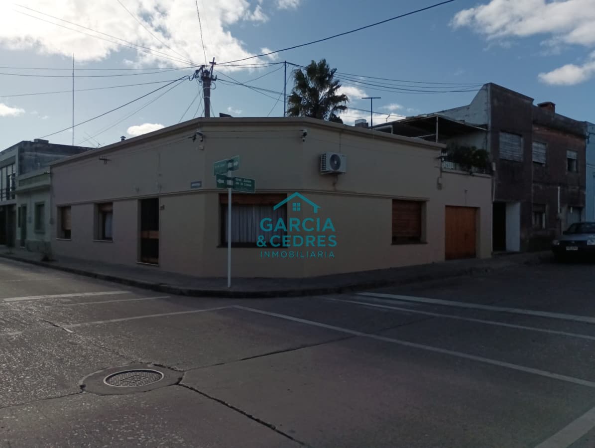 Venta de Hermosa casa de 5 dormitorios + 2 baños  MINAS