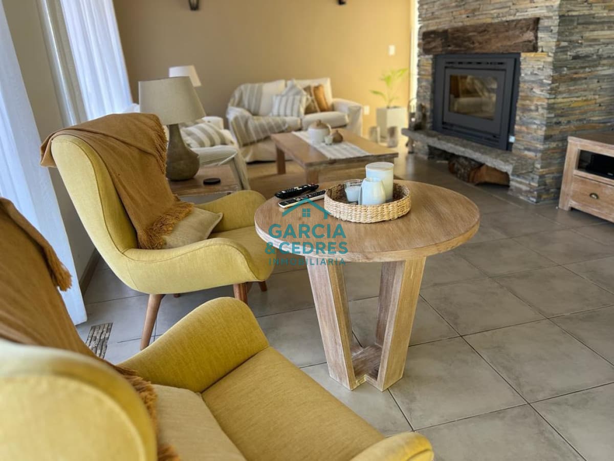 EXCEPCIONAL CASA EN MONTOYA ALQUILER DE VERANO   -