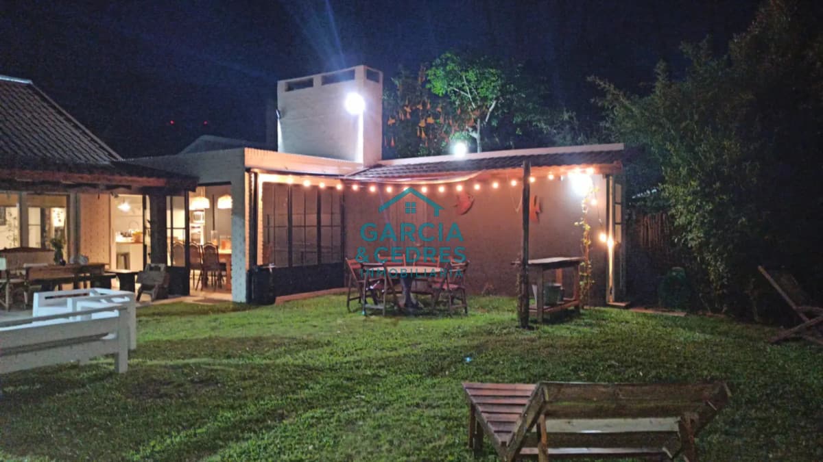 Casa de 4 dormitorios en alquiler de temporada - San Rafael, Punta del Este