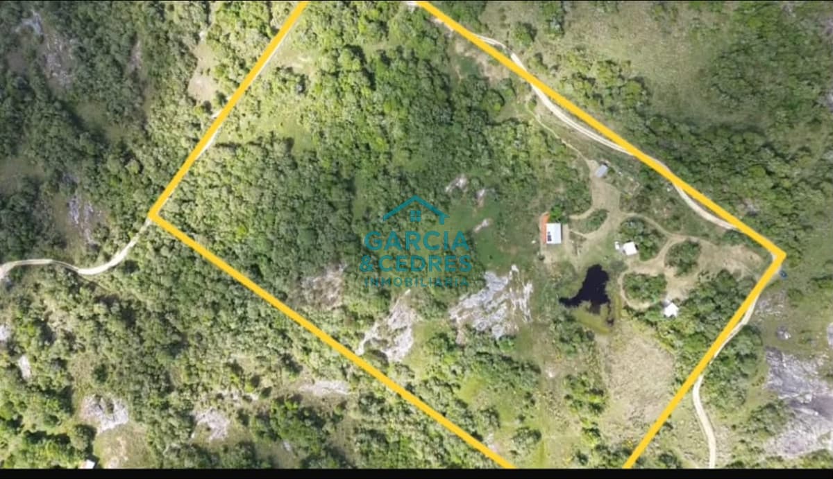 Se vende casa chacra con 5 hectáreas en zona Aigua
